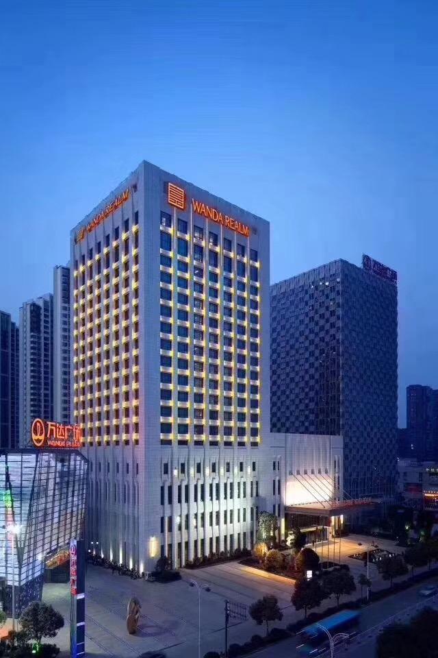 泰州五星级酒店最大容纳800人的会议场地|泰州富力万达嘉华的价格与联系方式